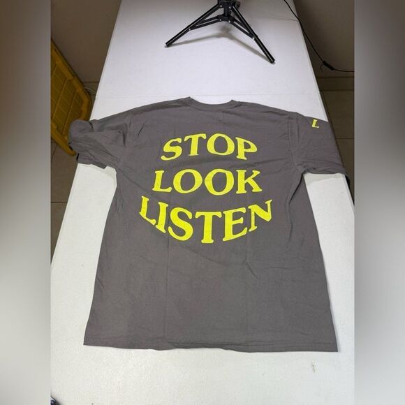 New Travis Scott Astroworld 2019 Europe Tour Merch Long Sleeve Tee Sz L damaged - Picture 7 of 10